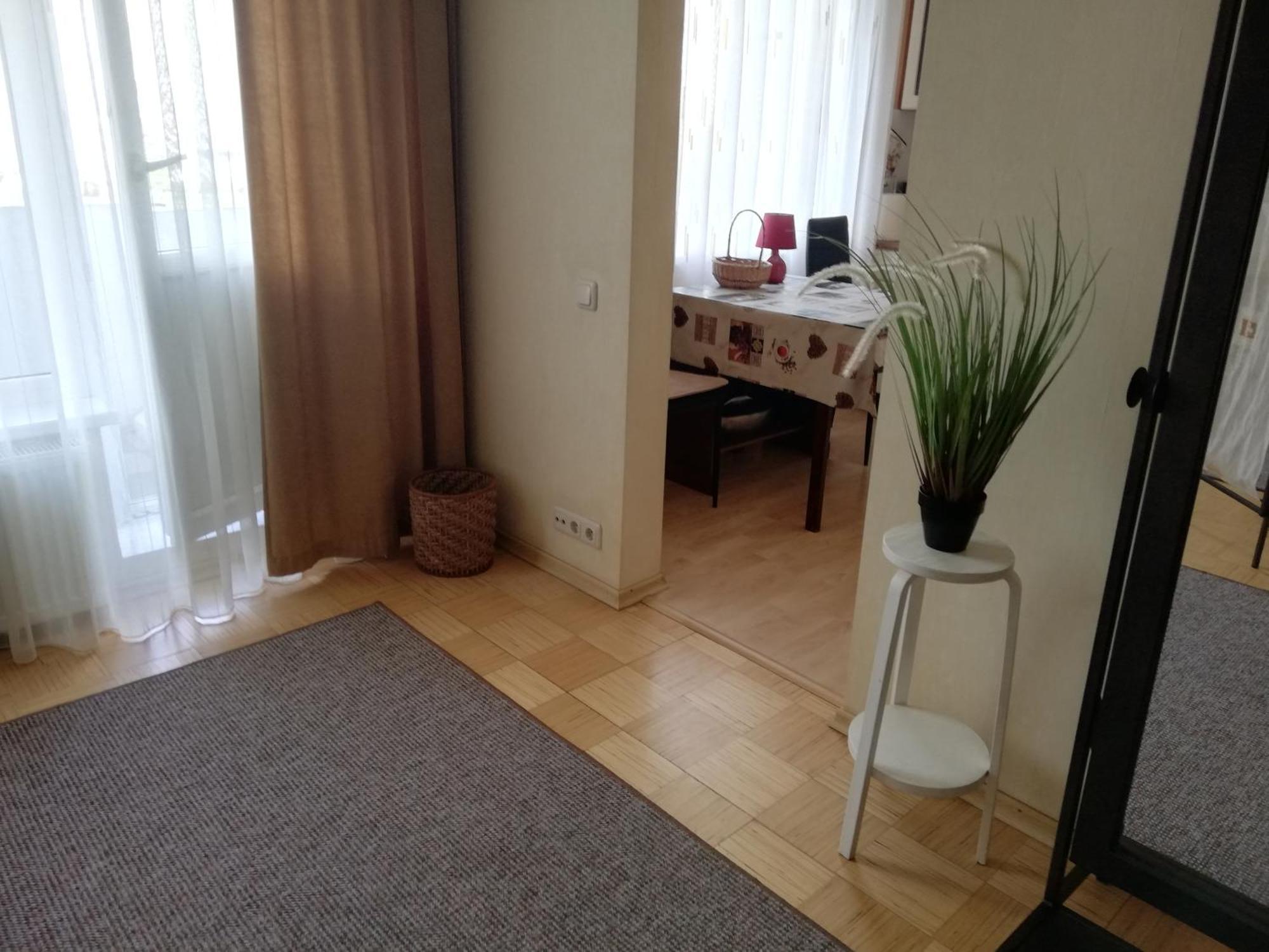 15 Minutes From The Beach And City Center 7 Minutes From The Airport Riga Bagian luar foto